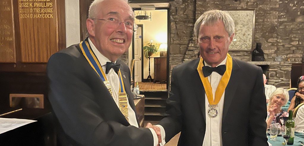 hywel-installed.main